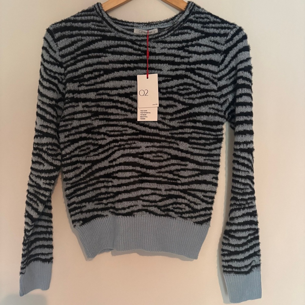 Zebra Print Fuzzy Knit Sweater Blue Black Size S NWT New With Tag Q2 5884208